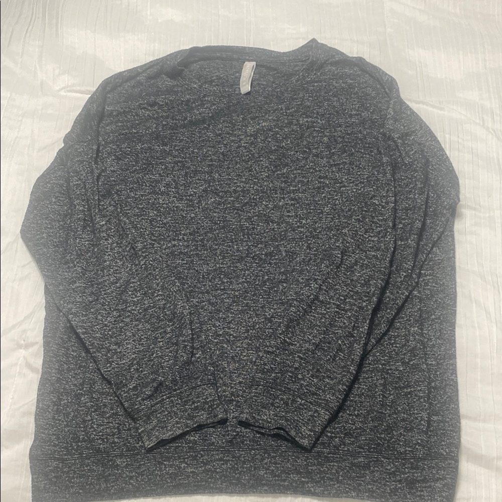 Athleta medium long sleeve
